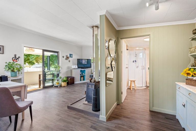 Photo of property in 13 Harrington Street, Lawrence, 9532