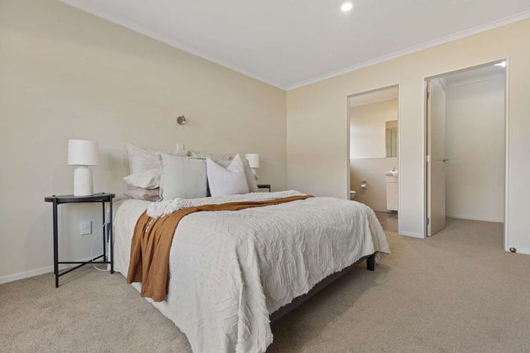 Photo of property in 17 Coles Cove, Papamoa Beach, Papamoa, 3118