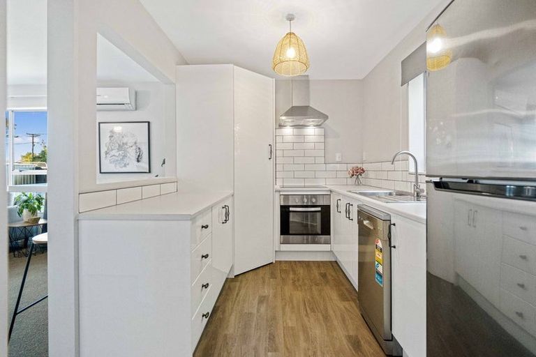 Photo of property in 1/53 Mathesons Road, Phillipstown, Christchurch, 8011