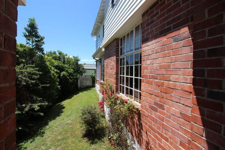 Photo of property in 118 Wellington Street, Picton, 7220