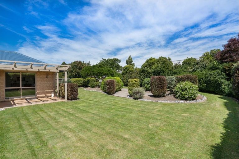 Photo of property in 72 Rotherham Drive, West Melton, 7618