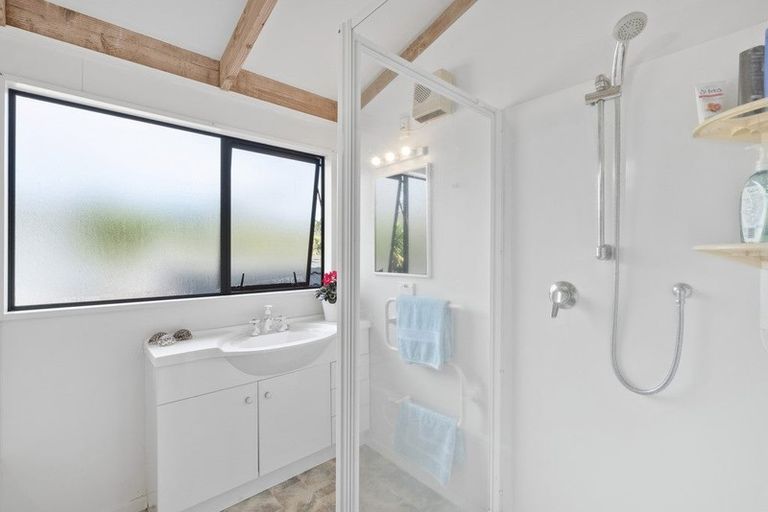 Photo of property in 2/94a Coronation Road, Hillcrest, Auckland, 0627