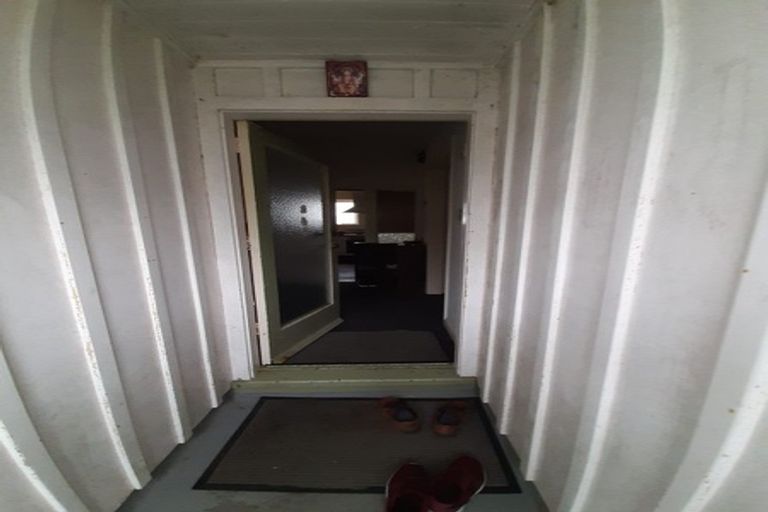 Photo of property in 38 Sunshine Avenue, Karori, Wellington, 6012