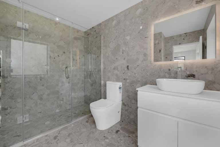 Photo of property in 27 Tannaghmore Drive, Flat Bush, 2019