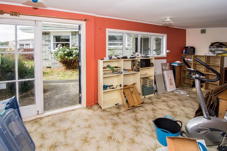 Photo of property in 41 Wavell Crescent, Lansdowne, Masterton, 5810