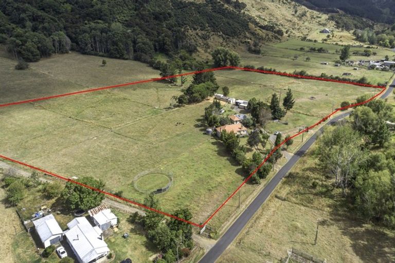 Photo of property in 141 Neavesville Road, Puriri, Thames, 3578
