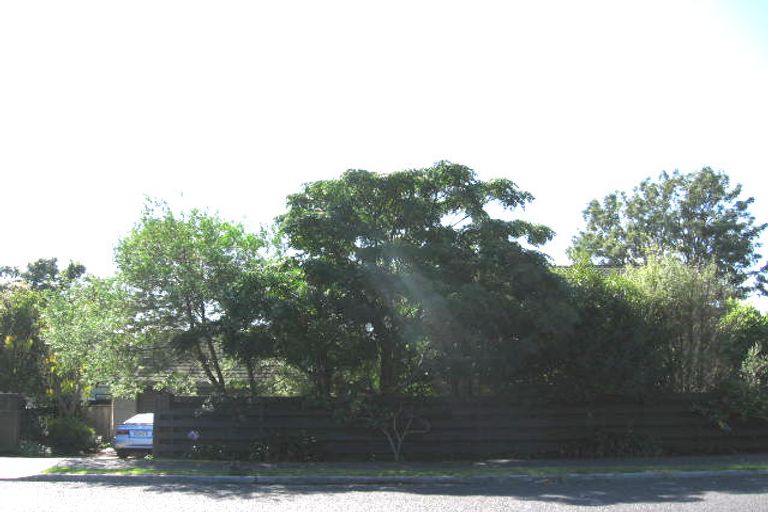 Photo of property in 19 County Road, Torbay, Auckland, 0630