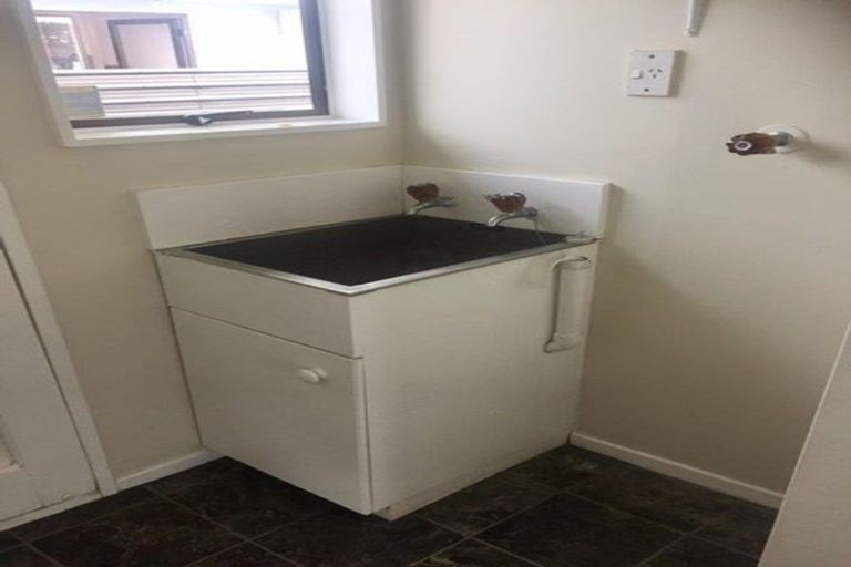 Photo of property in 7 Peter Hall Drive, Kelvin Grove, Palmerston North, 4414