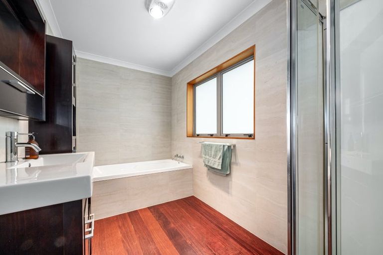 Photo of property in 4 Haunui Road, Pukerua Bay, 5026