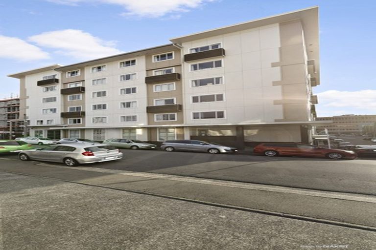 Photo of property in Martin Square Apartments, 114/20 Martin Square, Te Aro, Wellington, 6011