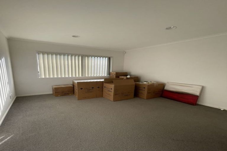 Photo of property in 2 Beros Place, Flat Bush, Auckland, 2016