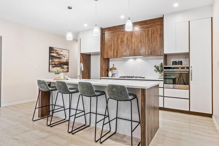 Photo of property in 3 Tarras Road, Kumeu, 0810