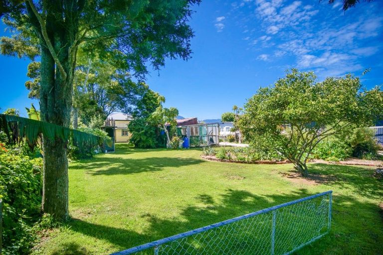 Photo of property in 23 Wharf Road, Karamea, 7893