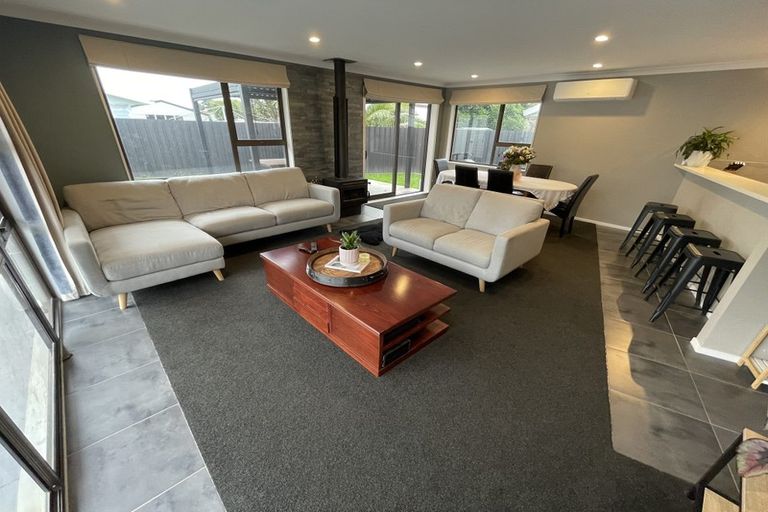 Photo of property in 9 Gilmour Place, Taradale, Napier, 4112
