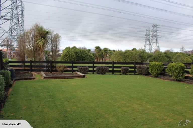 Photo of property in 3 Charente Way, Yaldhurst, Christchurch, 8042