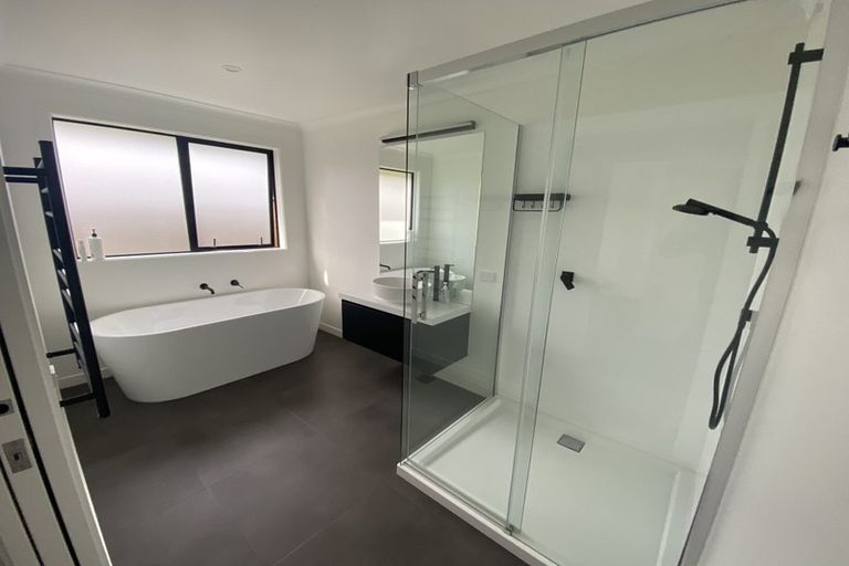 Photo of property in 11 Waimarie Way, Thames, 3500