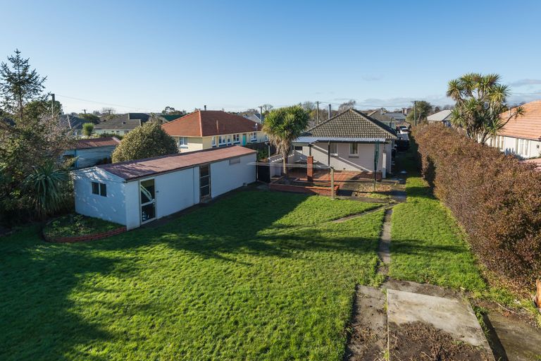 Photo of property in 35 Fenchurch Street, Redwood, Christchurch, 8051