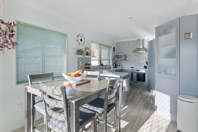 Photo of property in 34 Elderton Avenue, Pyes Pa, Tauranga, 3112