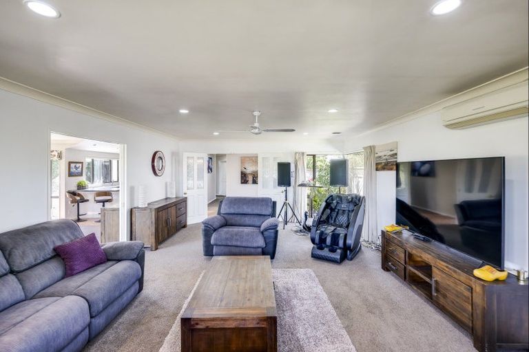 Photo of property in 527b Main North Road, Bay View, Napier, 4104