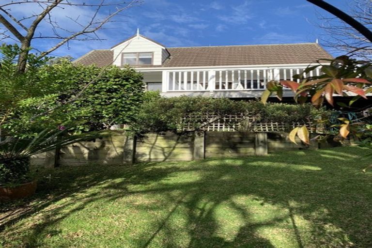 Photo of property in 1/73 Oaktree Avenue, Browns Bay, Auckland, 0630