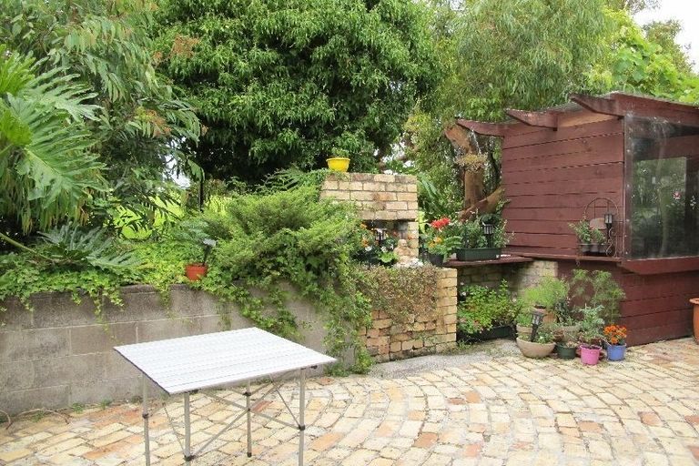 Photo of property in 113 Beach Road, Castor Bay, Auckland, 0620