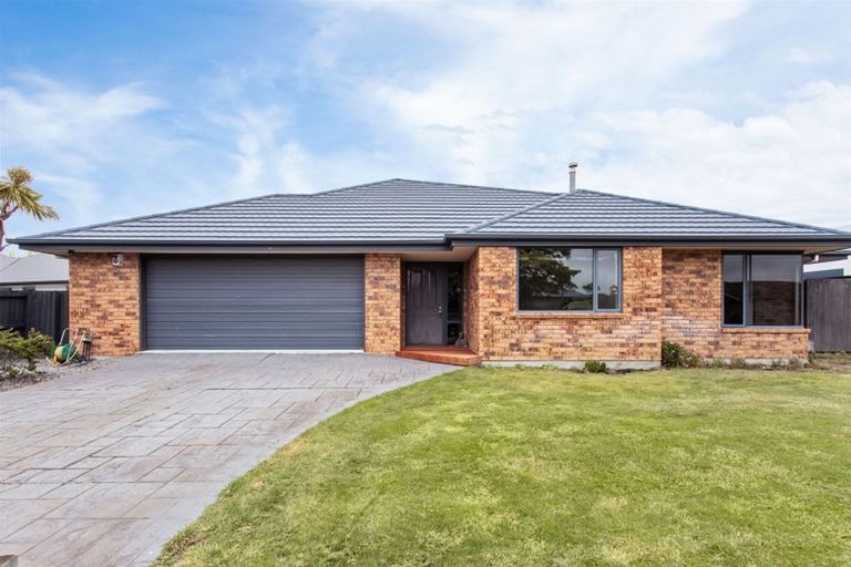 Photo of property in 5 Mahuri Street, Parklands, Christchurch, 8083