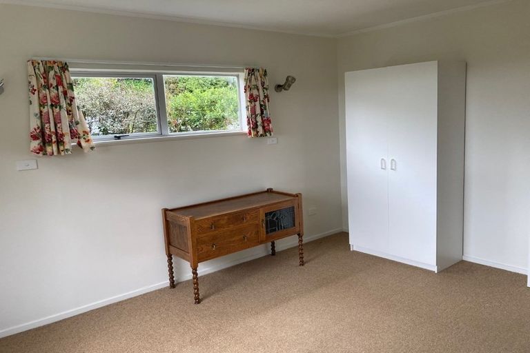 Photo of property in 48-50 Chesterton Street, Johnsonville, Wellington, 6037