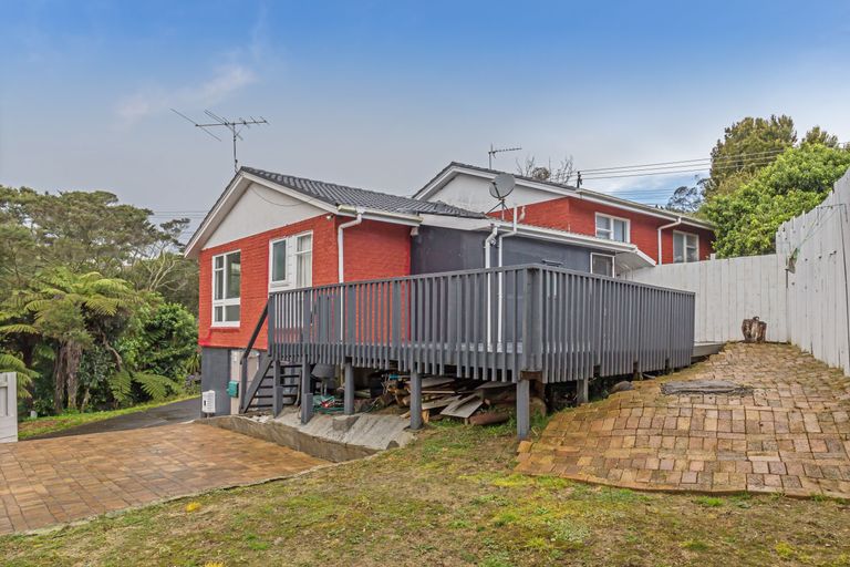Photo of property in 38 Lanigan Street, Birkdale, Auckland, 0626