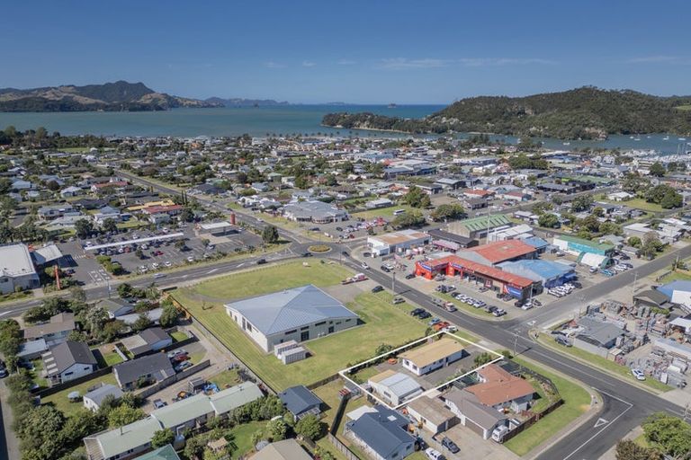 Photo of property in 34 Cook Drive, Whitianga, 3510