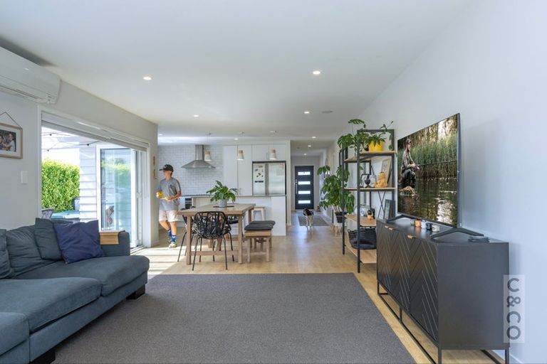 Photo of property in 77a Pohutukawa Parade, Riverhead, 0820