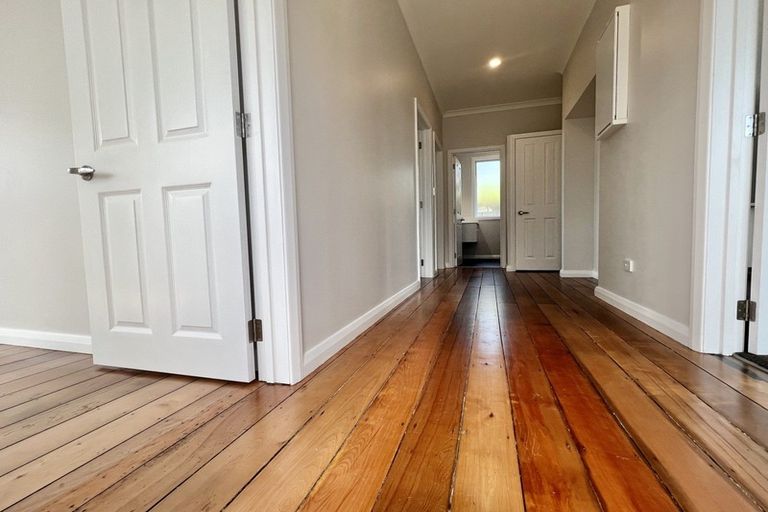 Photo of property in 38 Harvey Street, Grasmere, Invercargill, 9810