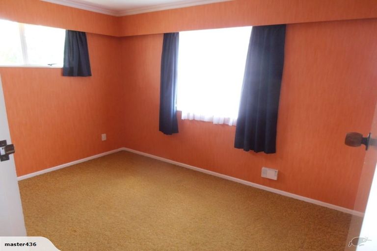 Photo of property in 34 Raglan Avenue, Cloverlea, Palmerston North, 4412