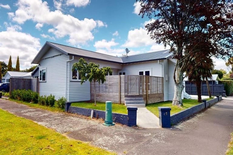 Photo of property in 61 Marne Street, Hokowhitu, Palmerston North, 4410