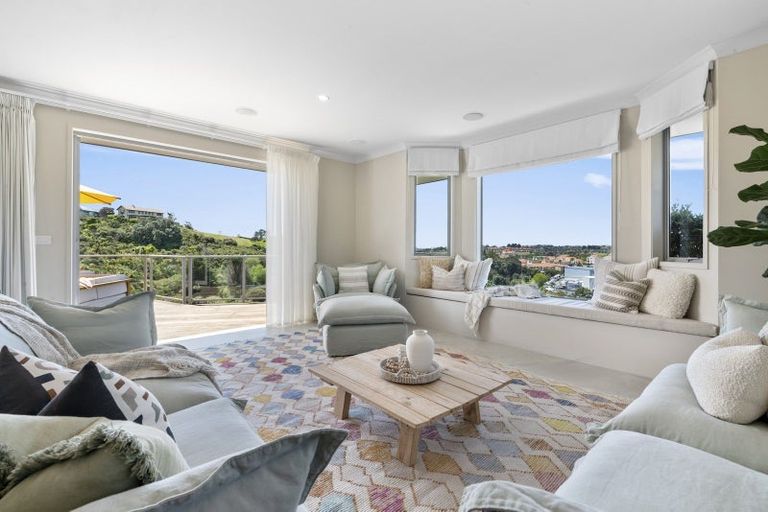 Photo of property in 64 Balboa Drive, Matakatia, Whangaparaoa, 0930