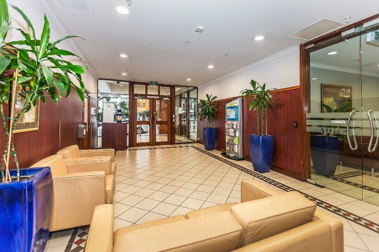 Photo of property in Atrium Apartments, 3e/154 The Terrace, Wellington Central, Wellington, 6011