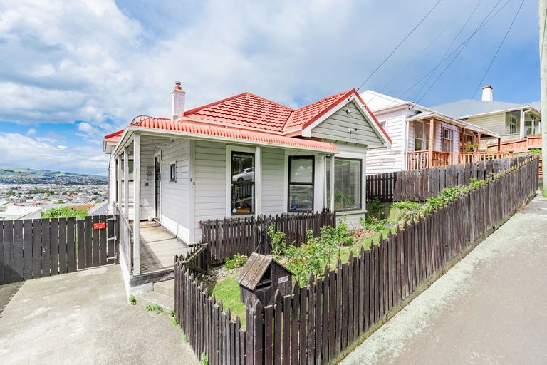 Photo of property in 23 Cole Street, Caversham, Dunedin, 9012