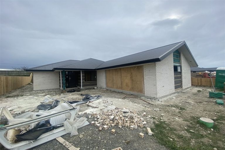 Photo of property in 15 Fountain Place, Rolleston, 7614