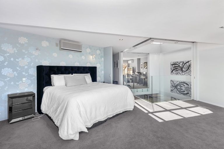 Photo of property in The Sands Apartments, 31/47 The Strand, Takapuna, Auckland, 0622