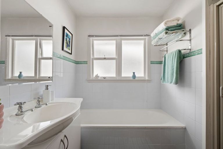 Photo of property in 9 Arlington Street, Burnside, Christchurch, 8053