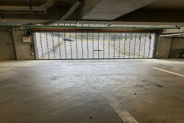 Photo of property in 104/30 Shortfin Place, Flat Bush, Auckland, 2019