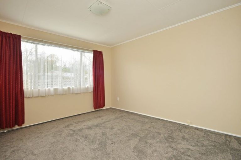 Photo of property in 10 Tait Place, Carterton, 5713