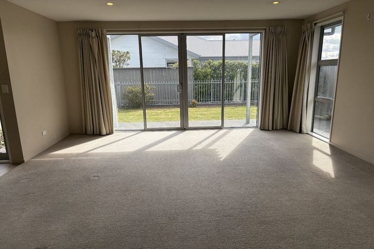 Photo of property in 13 Cassino Street, Rangiora, 7400