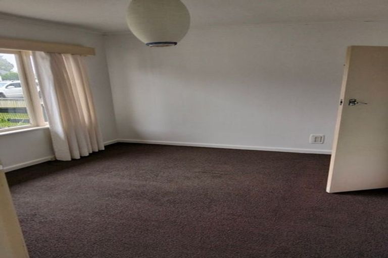 Photo of property in 1/450 Great South Road, Opaheke, Papakura, 2113