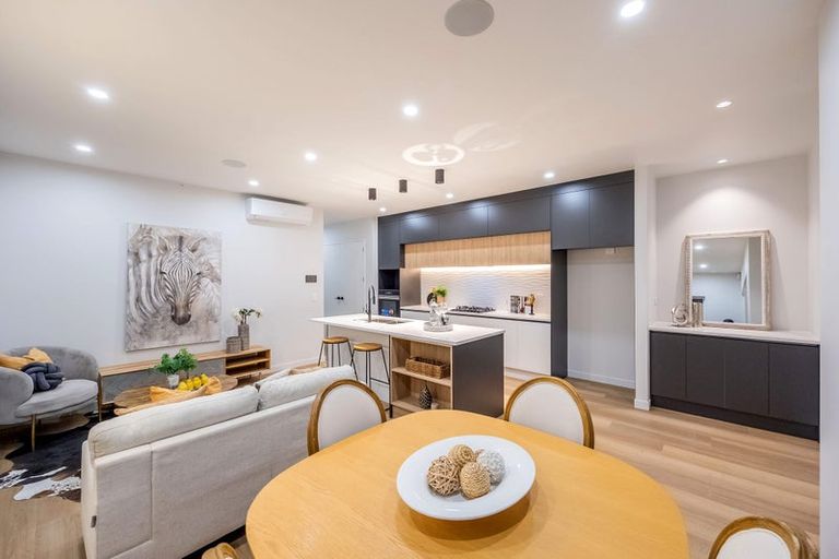 Photo of property in 36 Horokaka Street, Massey, Auckland, 0614
