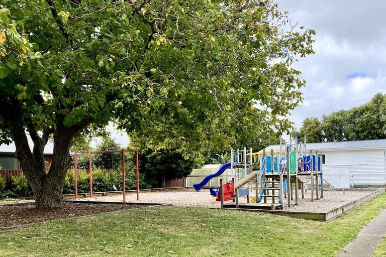 Photo of property in 23 Bridge Street, Southbridge, 7602