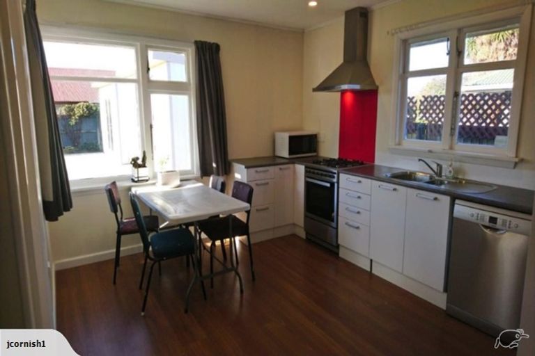 Photo of property in 2 Owens Terrace, Upper Riccarton, Christchurch, 8041