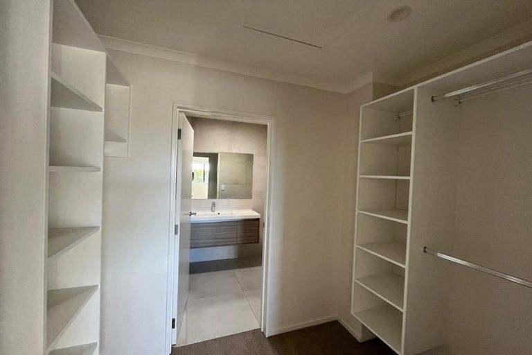 Photo of property in 39 Matairangi Avenue, Totara Heights, Auckland, 2105