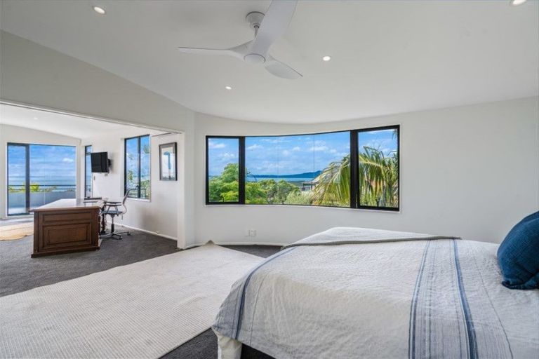 Photo of property in 62 Castor Bay Road, Castor Bay, Auckland, 0620