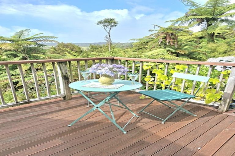 Photo of property in 17 Fairburn Place, Charleston, Cape Foulwind, 7892