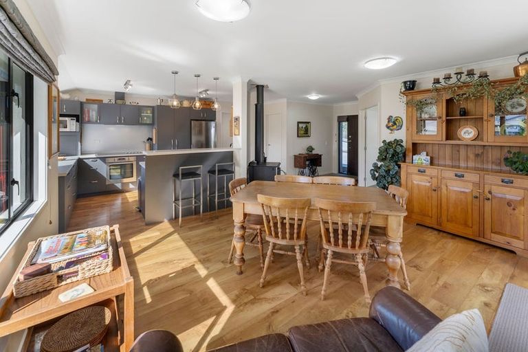 Photo of property in 8a Angus Place, Wakefield, 7025